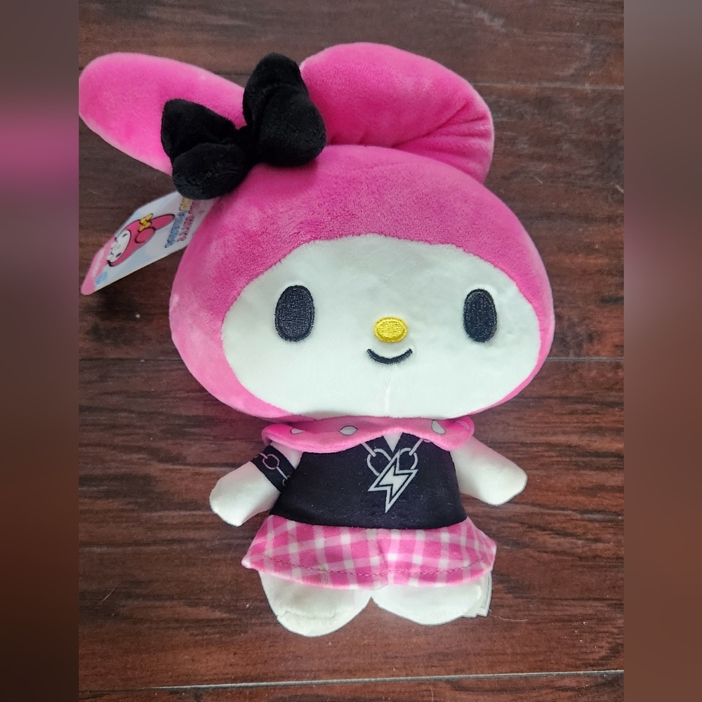 Hello Kitty and Friends Series 2, My Melody 8-inch Punks Plush  NEW!